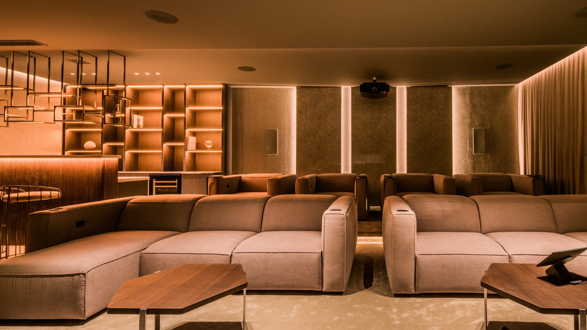 AV Pro Home Theatre Design Slider 1